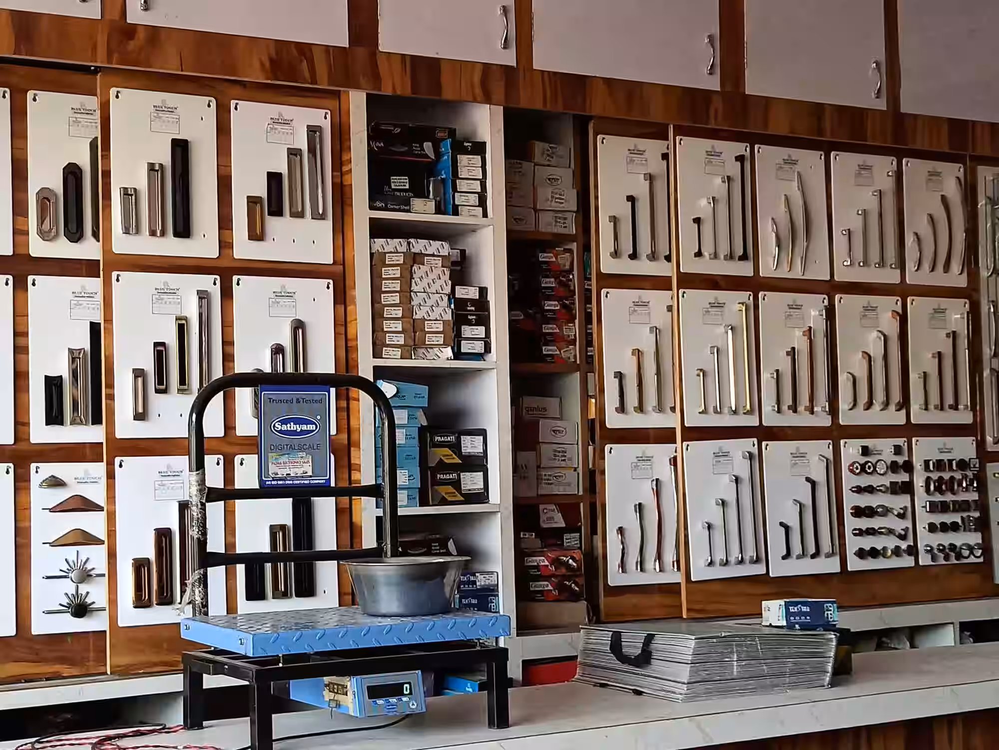 Bulk Decorative Laminates Supplier In Delhi